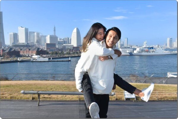 坂口佳穂と松井千士