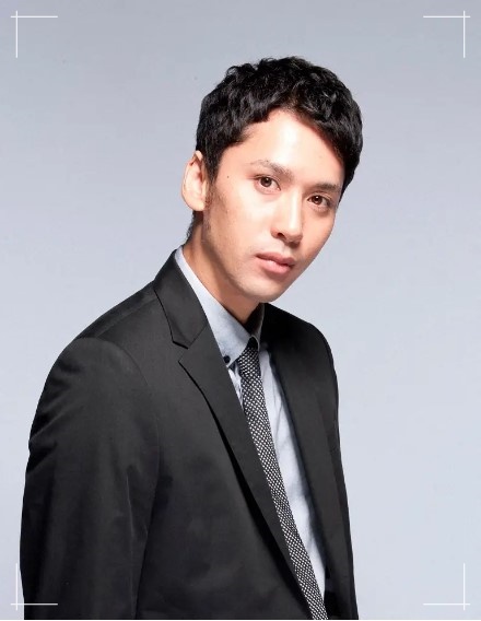 俳優の深水元基