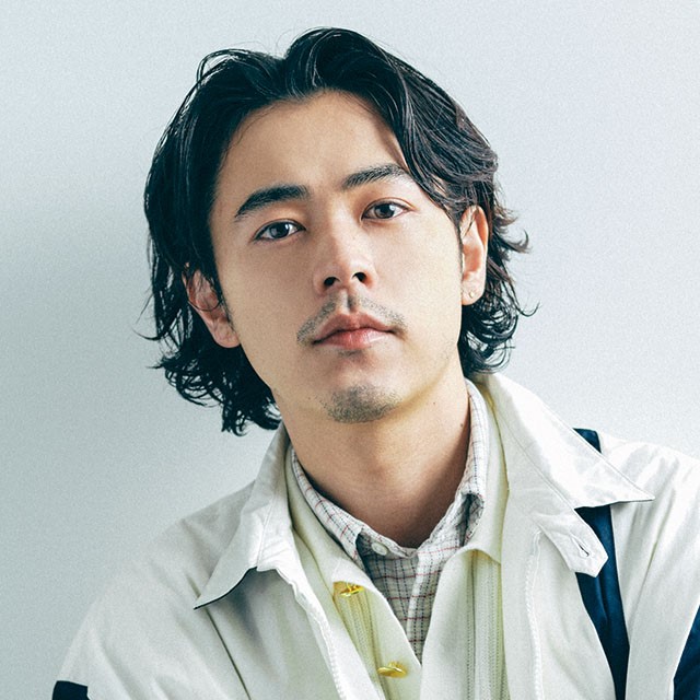 馬場ふみかとの熱愛を噂された成田凌