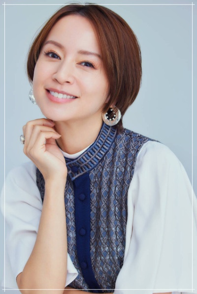 歌手鈴木亜美、プロポーズについて語る様子