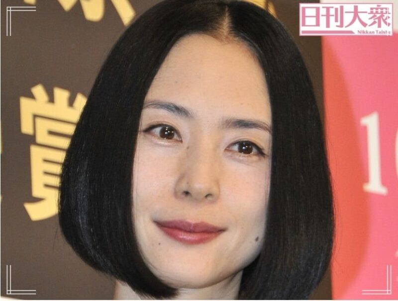 堤真一の奥さんは鶴水ルイじゃない!妻の顔写真や馴れ初めに子供も調査!
