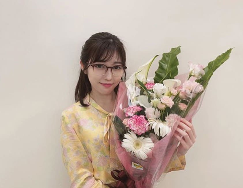 芸能界引退を発表した渡辺麻友