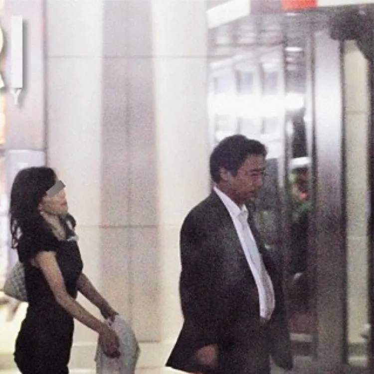 水野真紀さん夫の不倫スクープ