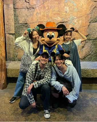 前田公輝、飯田里穂含むてれび戦士仲間とディズニー
