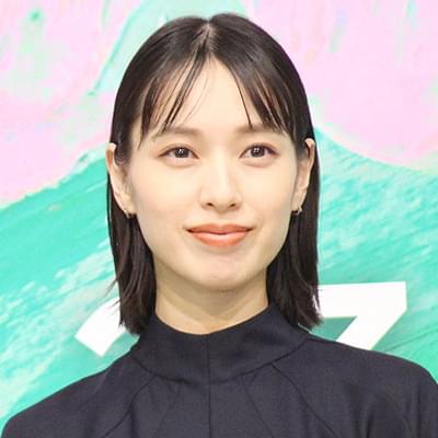 戸田恵梨香