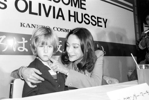 布施明の義子・アレキサンダー