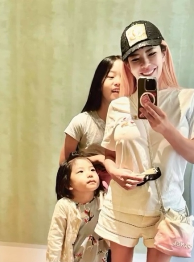 小田桐あさぎ 娘姉妹