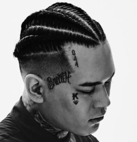 ワイザーさん左頬のタトゥー