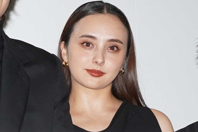 石田ニコルさん