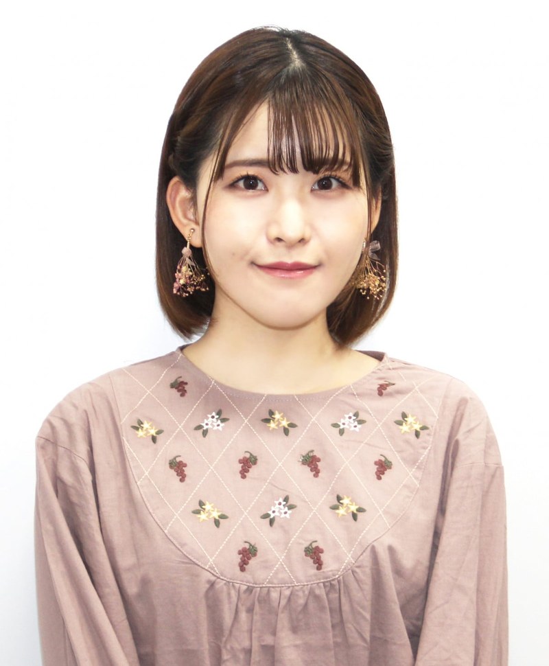 声優の石見舞菜香